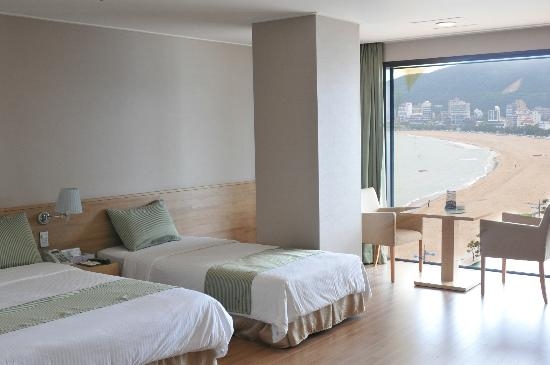 Imagen de la habitación del Hotel Song Jung. Foto 3