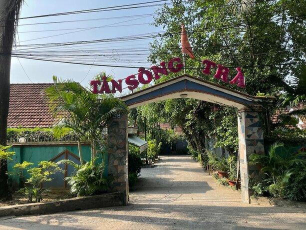 Imagen general del Hotel Song Tra, Thu Dau Mot. Foto 1