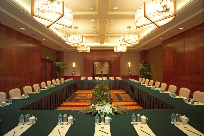 Imagen de los interiores del Hotel Songjiang New Century Grand Shanghai. Foto 14