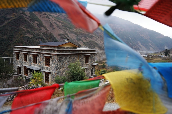 Imagen de los exteriores del Hotel Songtsam Cizhong Lodge. Foto 8