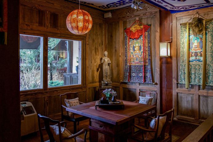 Imagen de los interiores del Hotel Songtsam Lodge Shangri-la. Foto 16