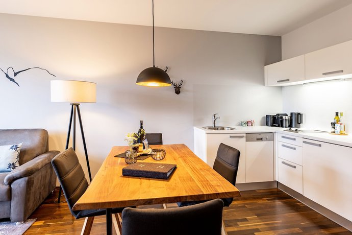 Imagen de la habitación del Hotel Sonnberg Alpinlodges. Foto 7
