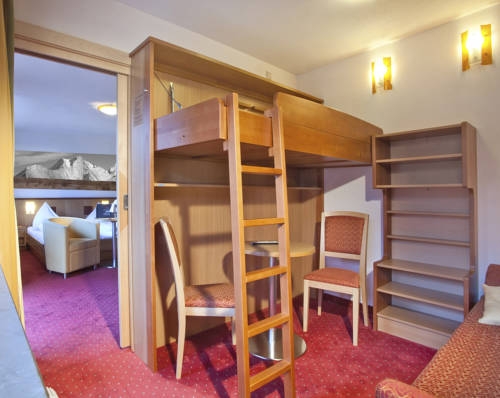 Imagen general del Hotel Sonnberg, Hasenau. Foto 4