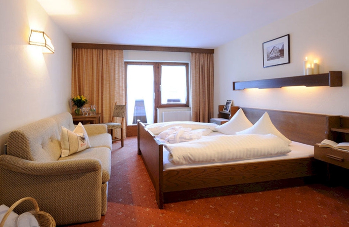 Imagen de la habitación del Hotel Sonnblick, Plangeross. Foto 8