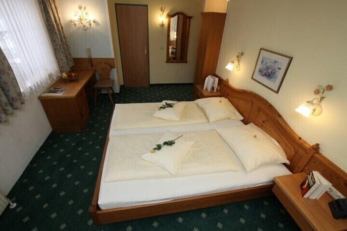 Imagen de la habitación del Hotel Sonne, Apfeldorf. Foto 27