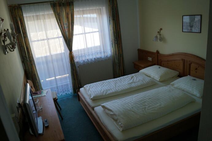 Imagen de la habitación del Hotel Sonne, Apfeldorf. Foto 32
