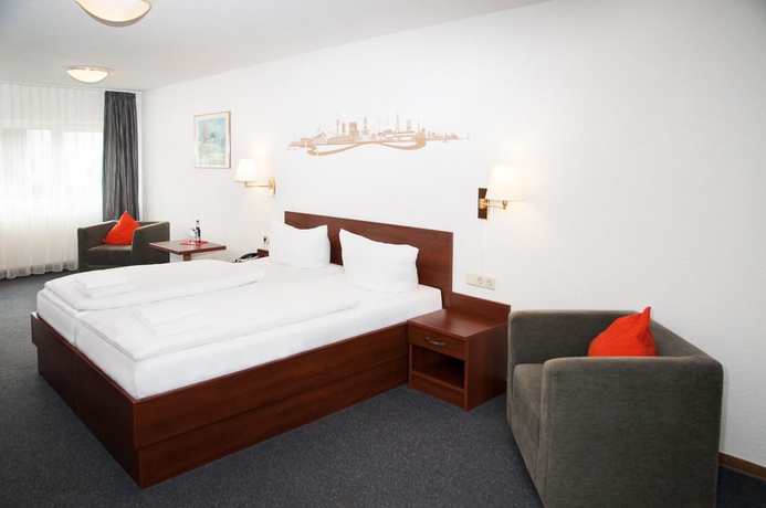 Imagen de la habitación del Hotel Sonne, Karlsruhe. Foto 6