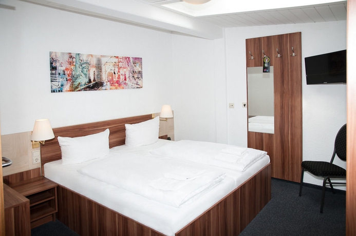 Imagen de la habitación del Hotel Sonne, Karlsruhe. Foto 10