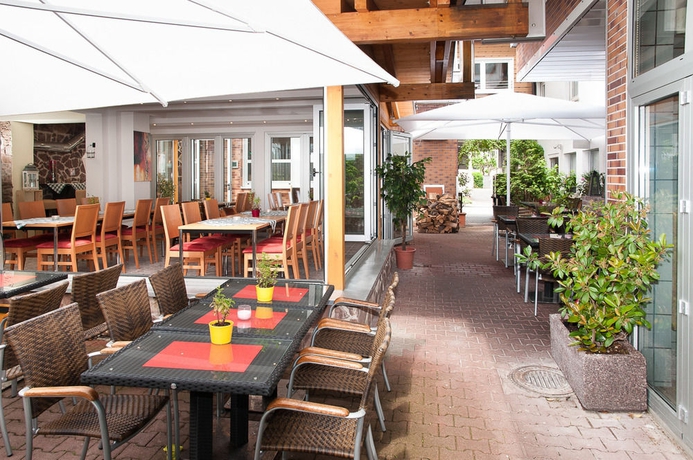 Imagen del bar/restaurante del Hotel Sonne, Karlsruhe. Foto 2