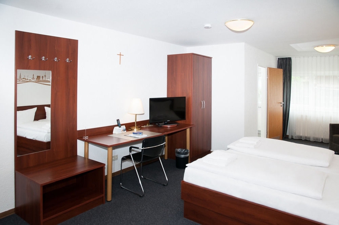 Imagen de la habitación del Hotel Sonne, Karlsruhe. Foto 14