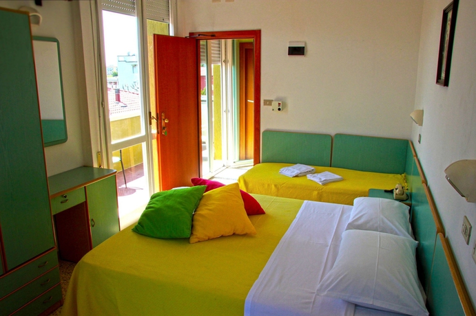 Imagen de la habitación del Hotel Sonne, Rimini. Foto 2