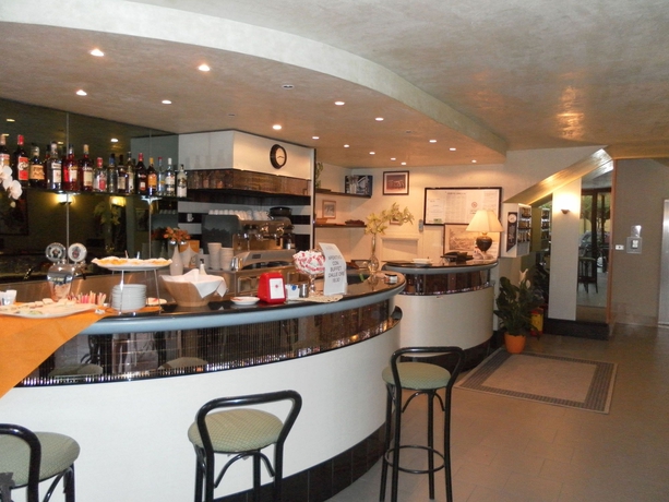 Imagen de los interiores del Hotel Sonne, Rimini. Foto 6