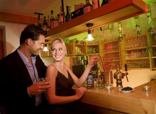 Imagen del bar/restaurante del Hotel Sonne, Tux . Foto 6