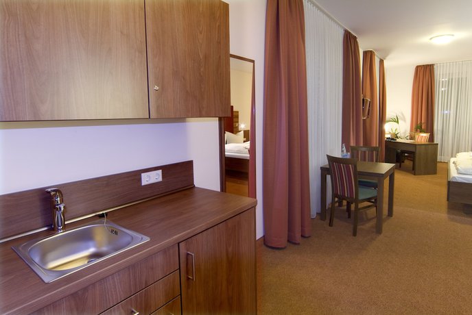 Imagen de la habitación del Hotel Sonneck. Foto 16