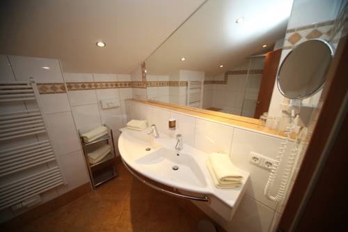 Imagen de la habitación del Hotel Sonnegg. Foto 15