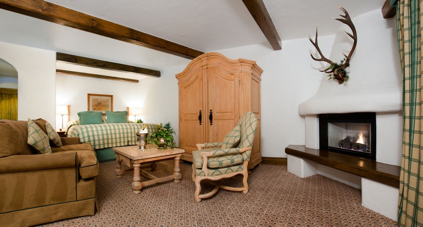 Imagen de los interiores del Hotel Sonnenalp. Foto 9