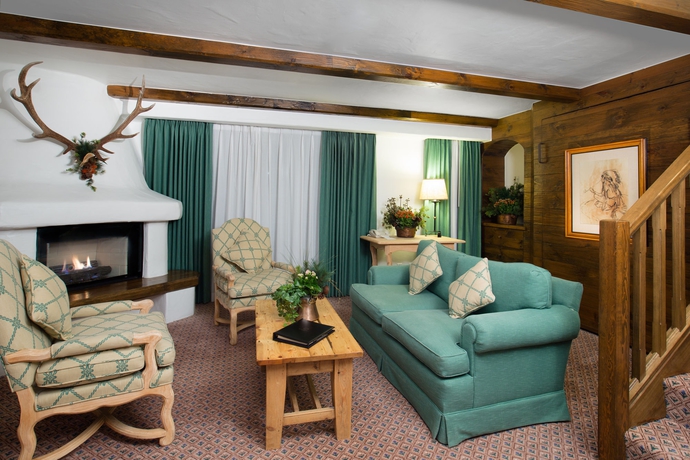 Imagen de los interiores del Hotel Sonnenalp. Foto 10