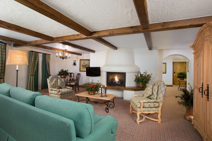 Imagen de los interiores del Hotel Sonnenalp. Foto 13