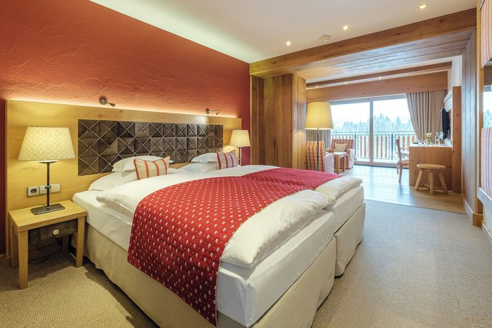 Imagen de la habitación del Hotel Sonnenalp Resort. Foto 15