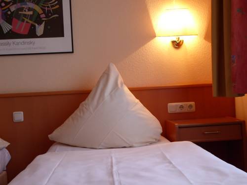 Imagen de la habitación del Hotel Sonnenhof, Bad Pyrmont. Foto 10