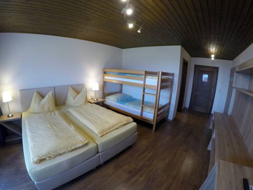 Imagen de la habitación del Hotel Sonnenhof, Klagenfurt. Foto 4