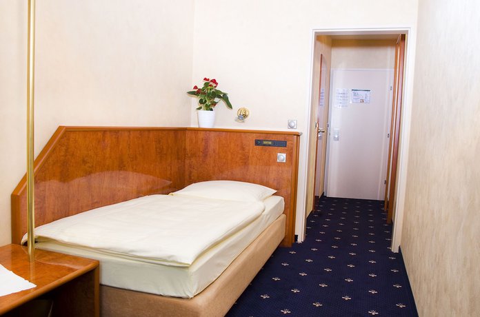 Imagen de la habitación del Hotel Sonnenhof, Melsungen. Foto 2