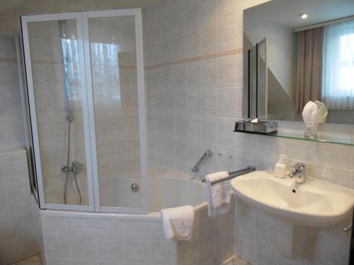 Imagen de la habitación del Hotel Sonnenhof, Oberursel. Foto 8
