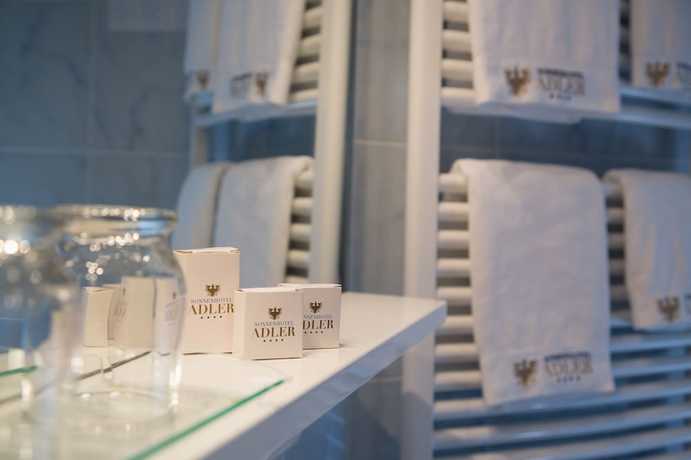 Imagen de la habitación del Hotel Sonnenhotel Adler. Foto 9