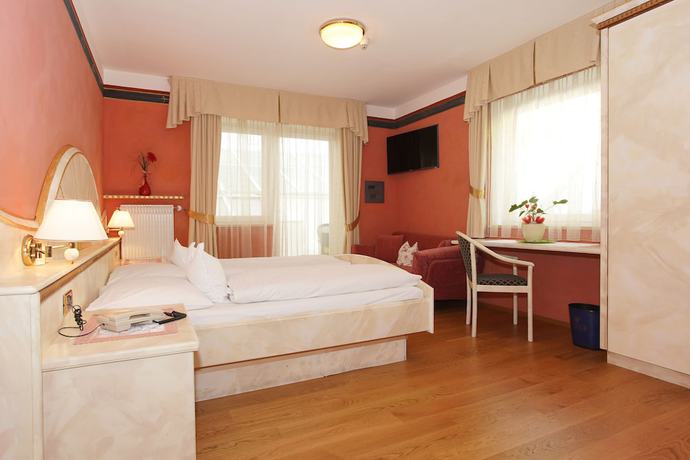 Imagen de la habitación del Hotel Sonnenhotel Adler. Foto 12