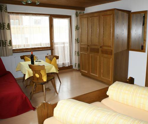 Imagen de la habitación del Hotel Sonnenhotel Soldanella Sonneck. Foto 6