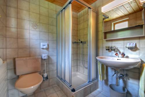 Imagen de la habitación del Hotel Sonnenhotel Soldanella Sonneck. Foto 14