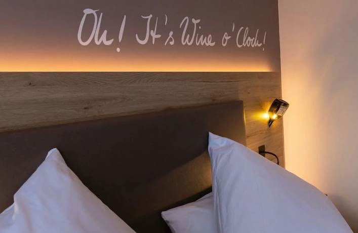 Imagen de la habitación del Hotel Sonnenhotel Weingut R&ouml;mmert. Foto 13