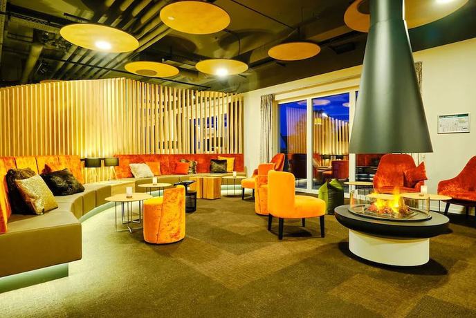 Imagen del bar/restaurante del Hotel Sonnenhotel Weingut R&ouml;mmert. Foto 2