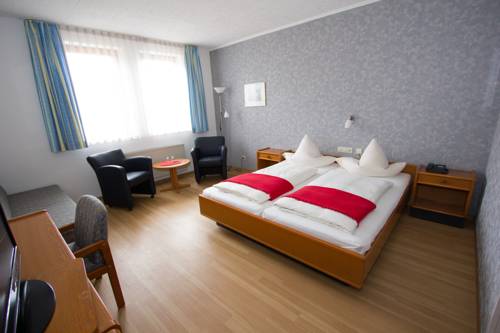 Imagen de la habitación del Hotel Sonnenkeller. Foto 10