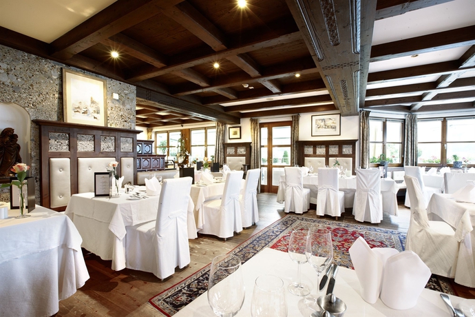 Imagen del bar/restaurante del Hotel Sonnhof Alpendorf. Foto 5