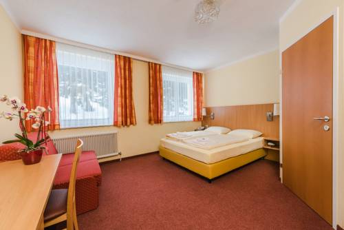 Imagen de la habitación del Hotel Sonnhof, Hohentauern. Foto 6