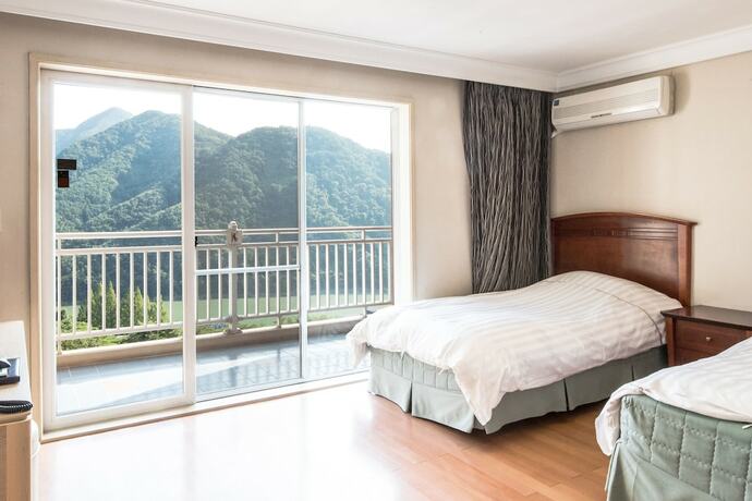 Imagen de la habitación del Hotel Sono Moon Danyang (formerly Daemyung Resort Danyang). Foto 17