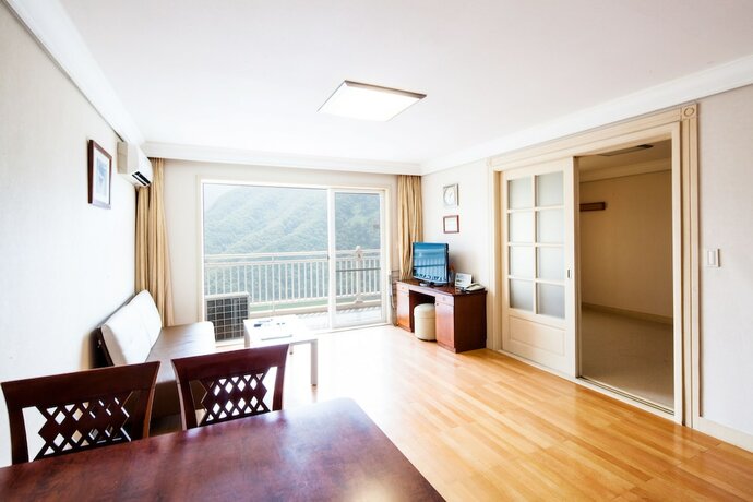 Imagen de la habitación del Hotel Sono Moon Danyang (formerly Daemyung Resort Danyang). Foto 30