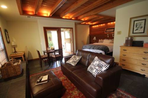 Imagen de la habitación del Hotel Sonoma Coast Villa. Foto 9