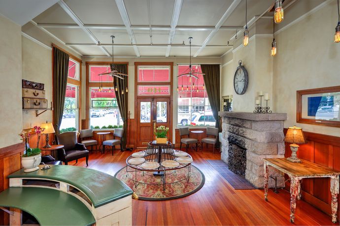 Imagen de los interiores del Hotel Sonoma. Foto 19