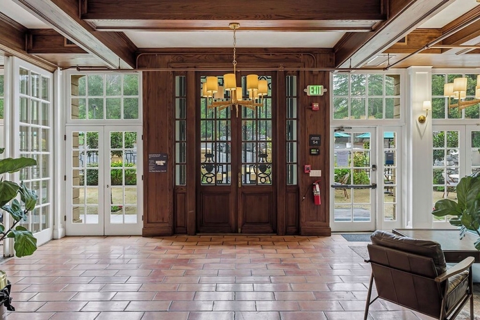Imagen de los interiores del Hotel Sonoma Stonehouse, Wine Country Vibes. Foto 11