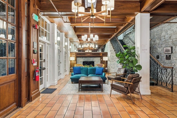 Imagen de los interiores del Hotel Sonoma Stonehouse, Wine Country Vibes. Foto 16