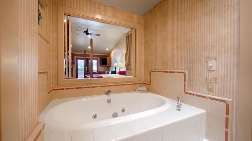 Imagen de la habitación del Hotel Sonoma Valley Inn, Tapestry Collection by Hilton. Foto 6