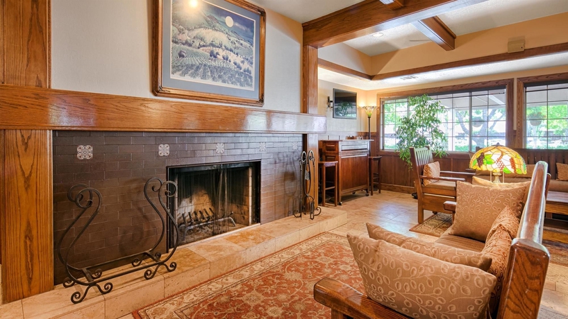 Imagen de los interiores del Hotel Sonoma Valley Inn, Tapestry Collection by Hilton. Foto 10