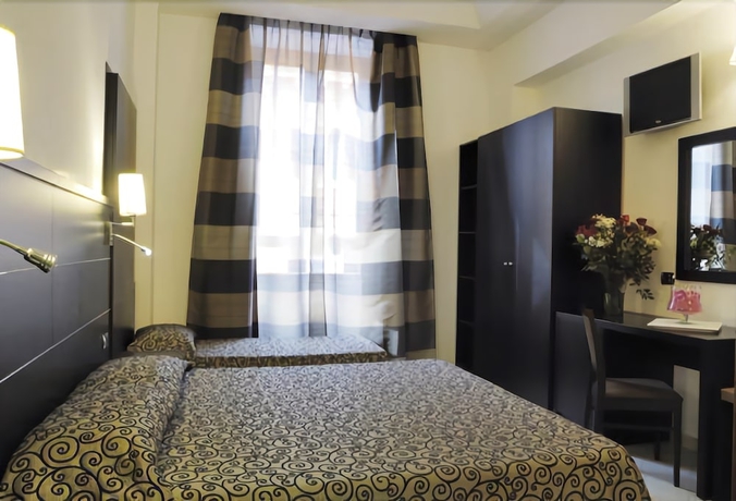 Imagen de la habitación del Hotel Sonya. Foto 3