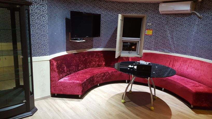 Imagen de los interiores del Hotel Soo. Foto 20