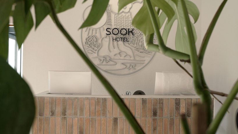 Imagen de los interiores del Hotel Sook. Foto 18