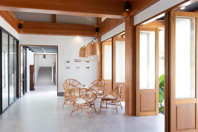 Imagen de los interiores del Hotel Sook. Foto 19