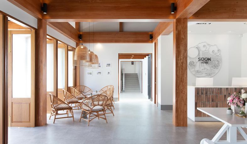 Imagen de los interiores del Hotel Sook. Foto 20
