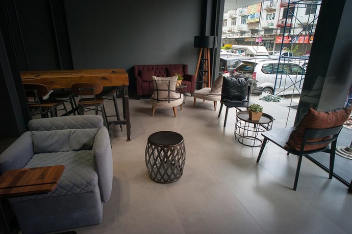 Imagen de los interiores del Hotel Sook Station. Foto 17